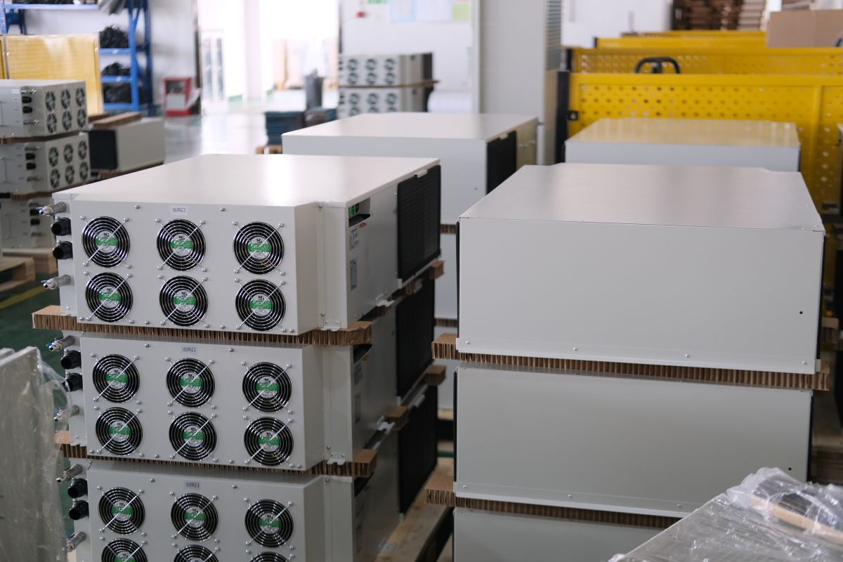 Horizontal liquid cooling unit-BESS (3)