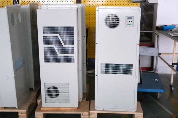 cabinet air conditioner