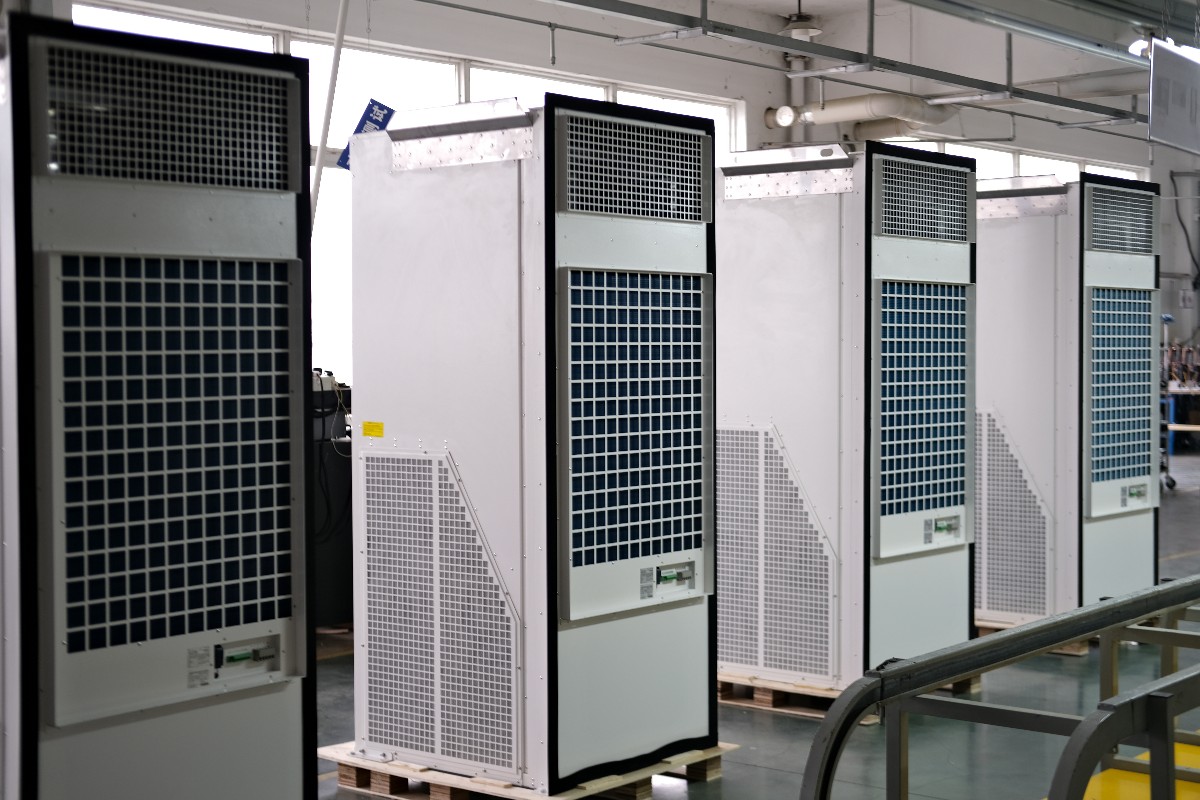 wall-mounted air conditioner for shelter (2)