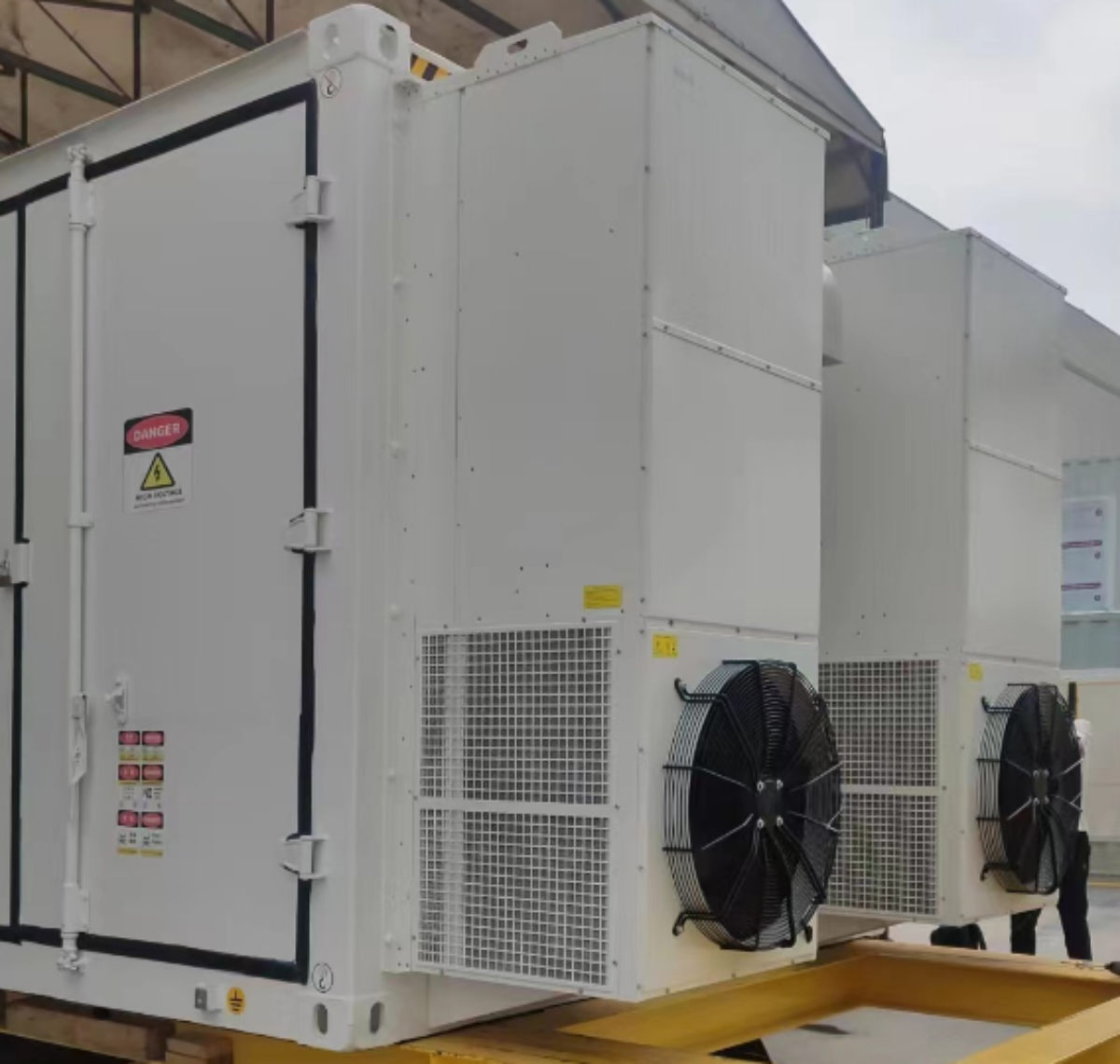 Shelter air cooling system