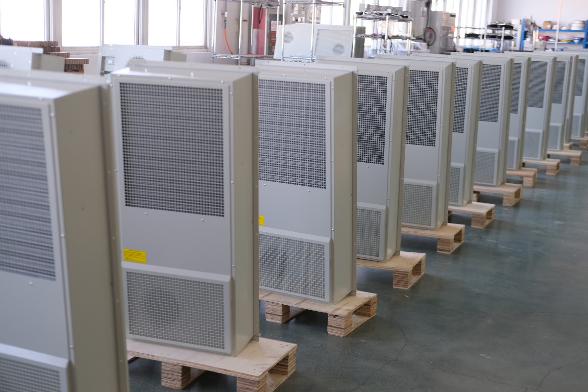 3kw-wall-mounted-electrical-room-air-conditioning